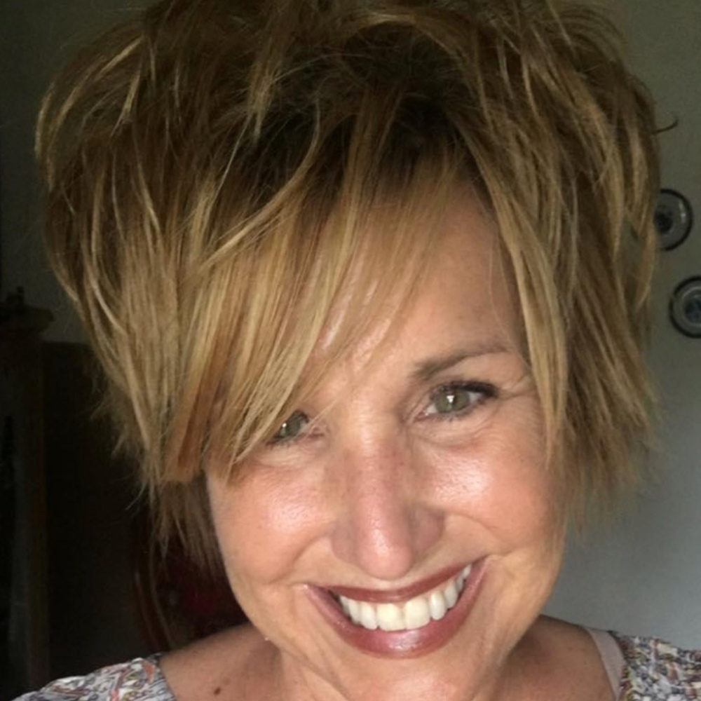 Meet your Posher, Joanie